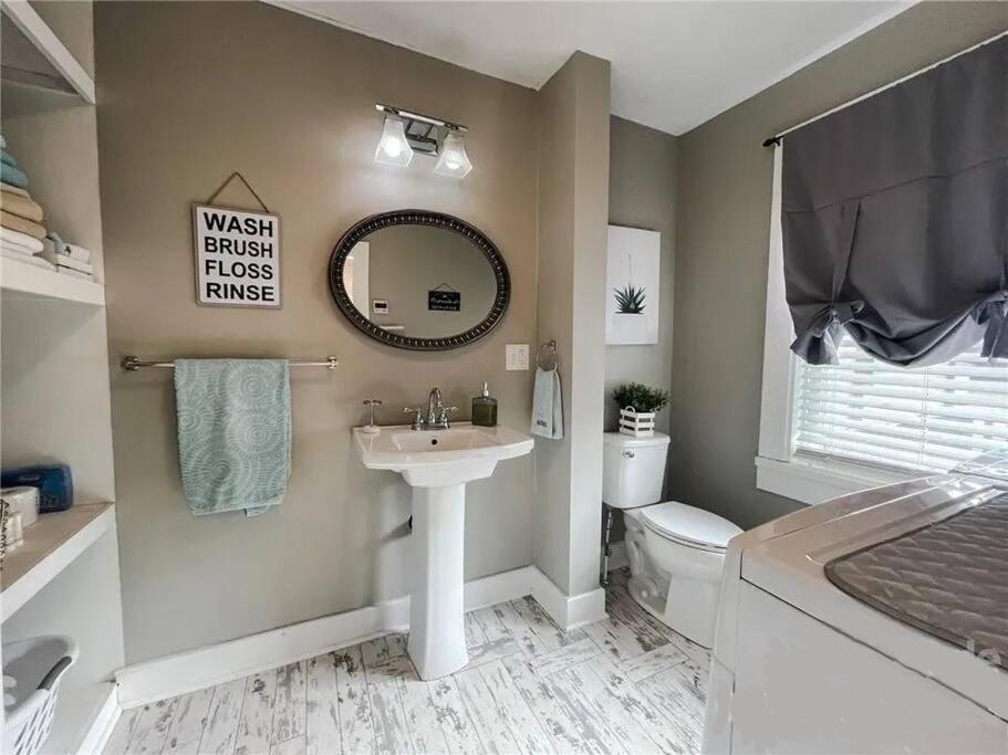 Charming Cottage In Morganton With Ample Parking Dış mekan fotoğraf